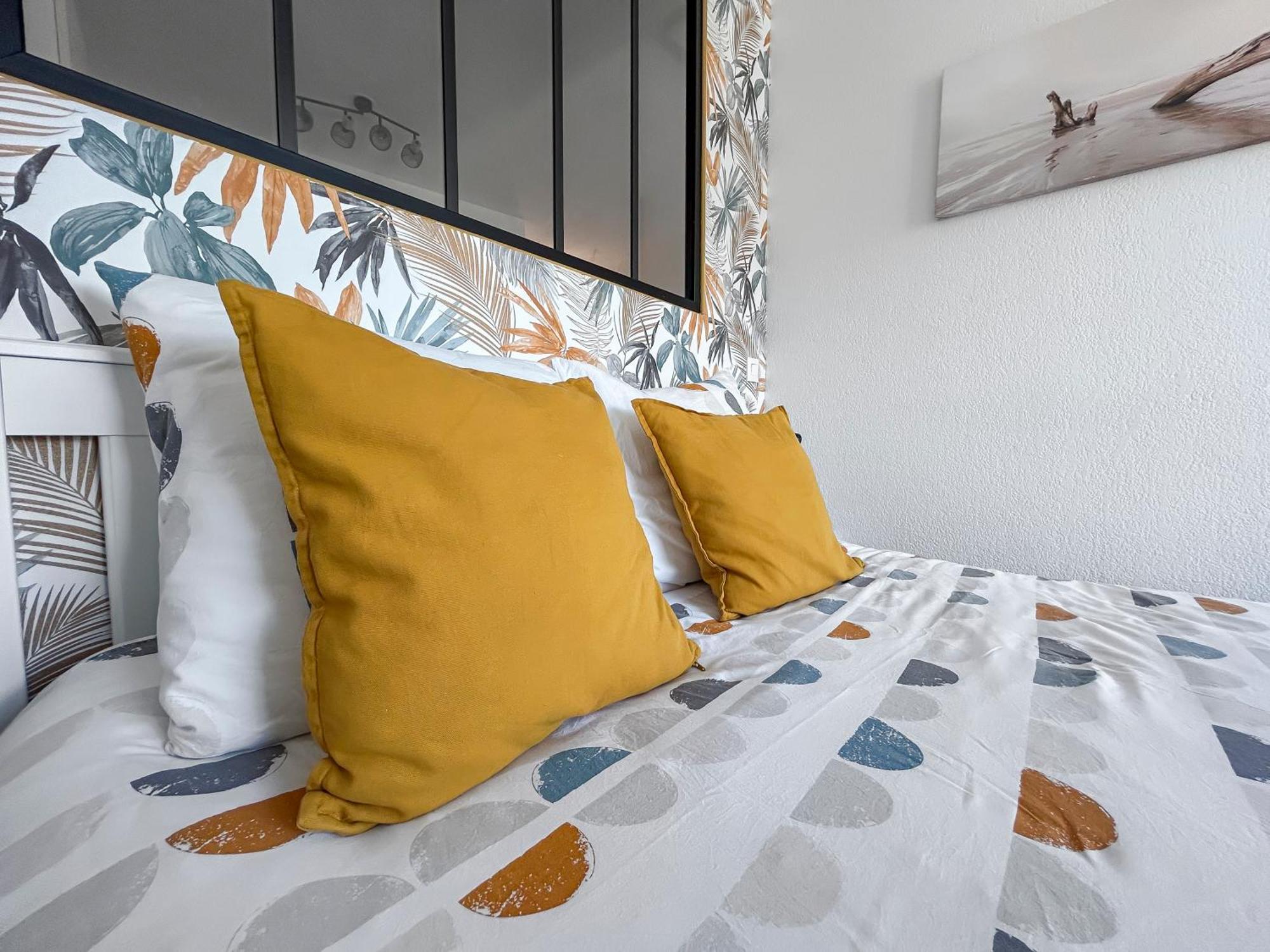 T2 Cosy Avec Terrasse & Parking A 2 Pas Du Port Leilighet La Ciotat Eksteriør bilde